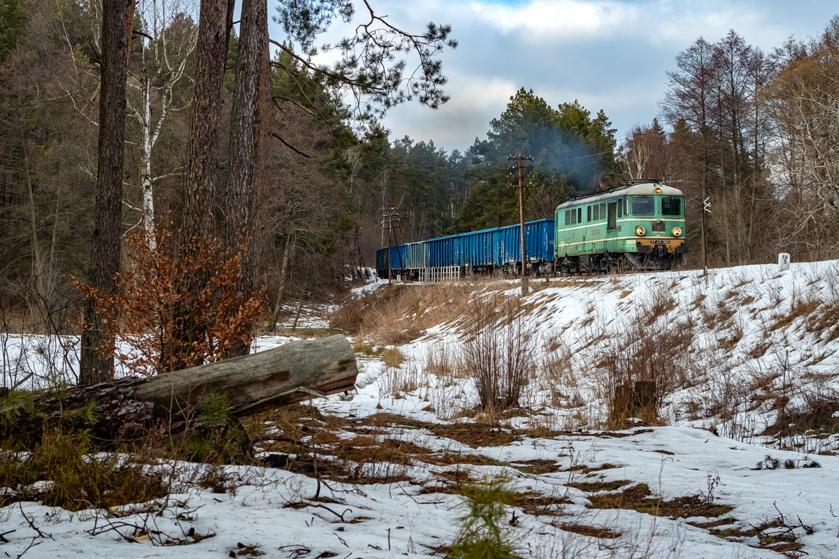 ST43-366: Werchrata - Dziewięcierz
