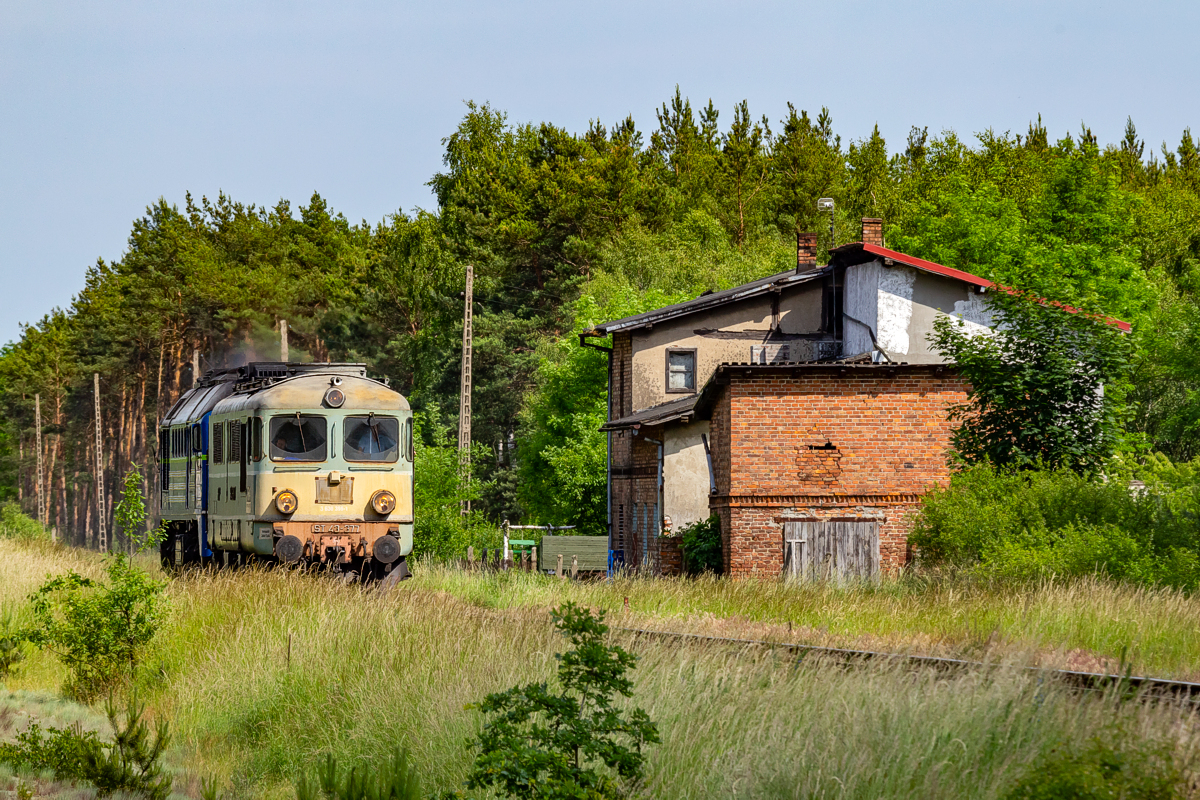 ST43-377+ST44-1237: Czerwieńsk - Nietków