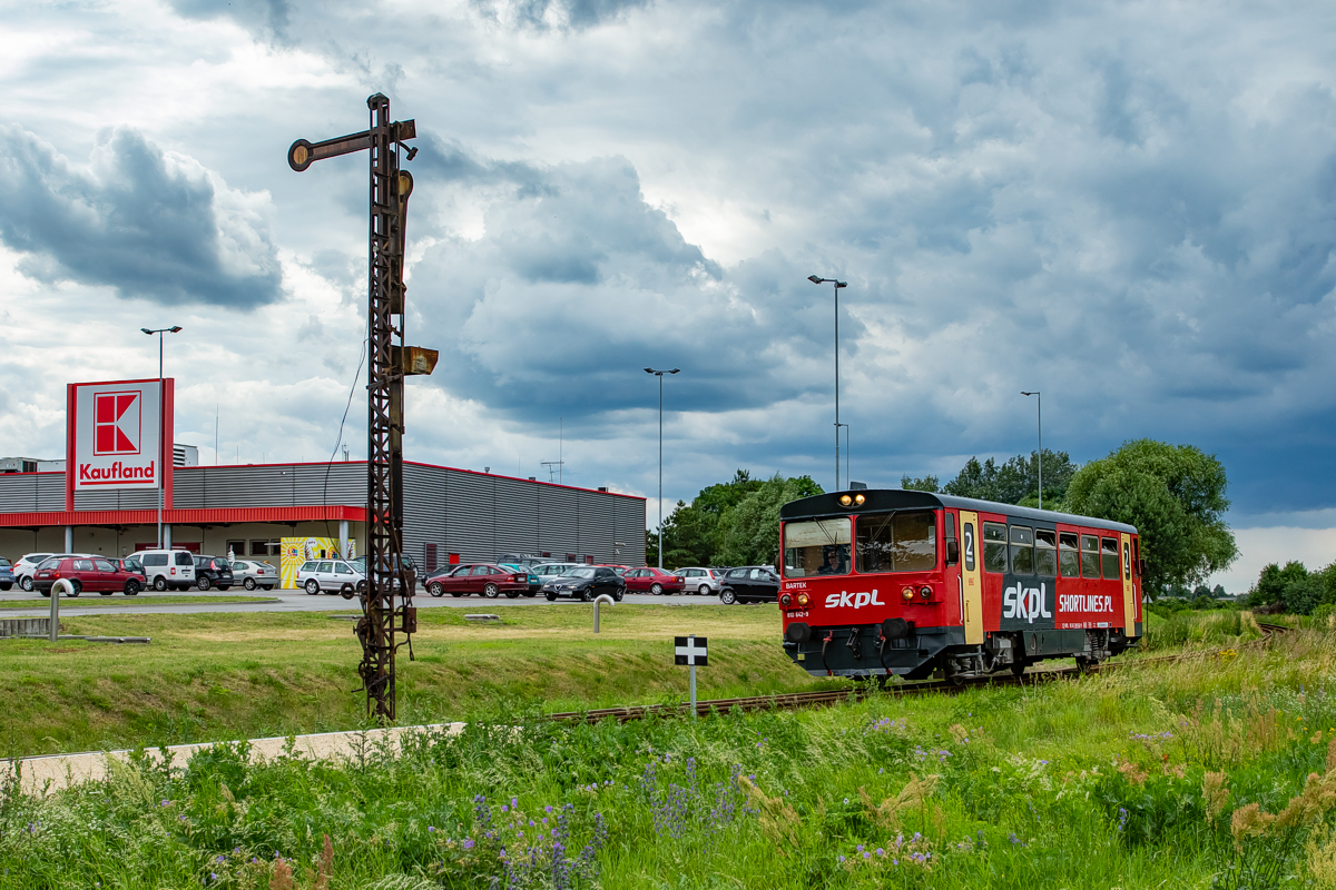 810 642: Pleszew Przy Kauflandzie