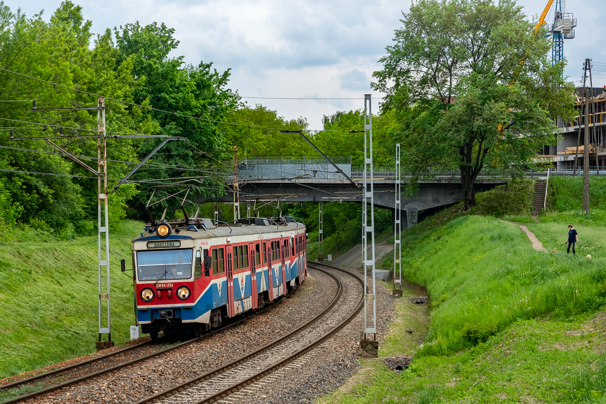 EN94-25+40: Pruszków WKD