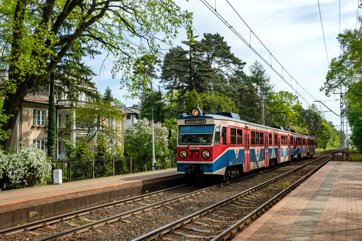 EN94-40+25: Podkowa Leśna Wschodnia
