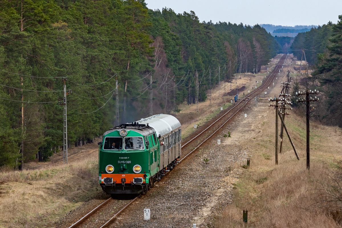 SU45-089: Czarne - Żółtnica