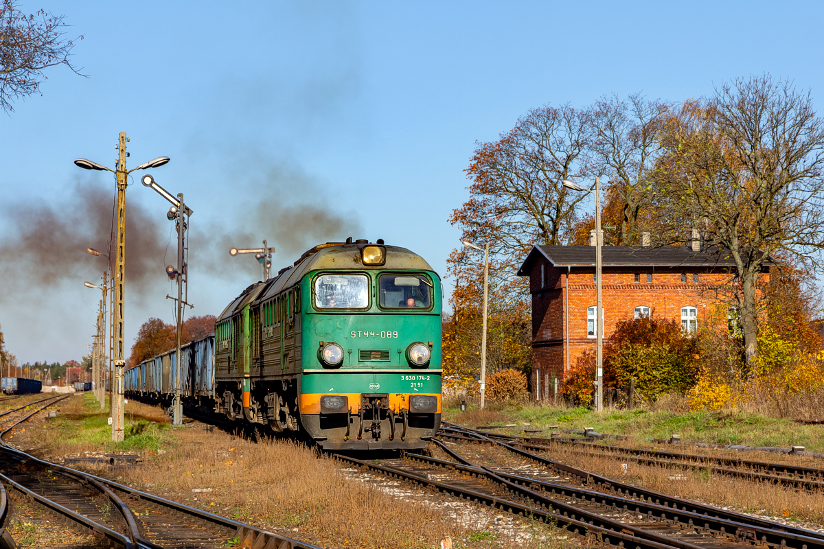 ST44-089+1056: Olecko