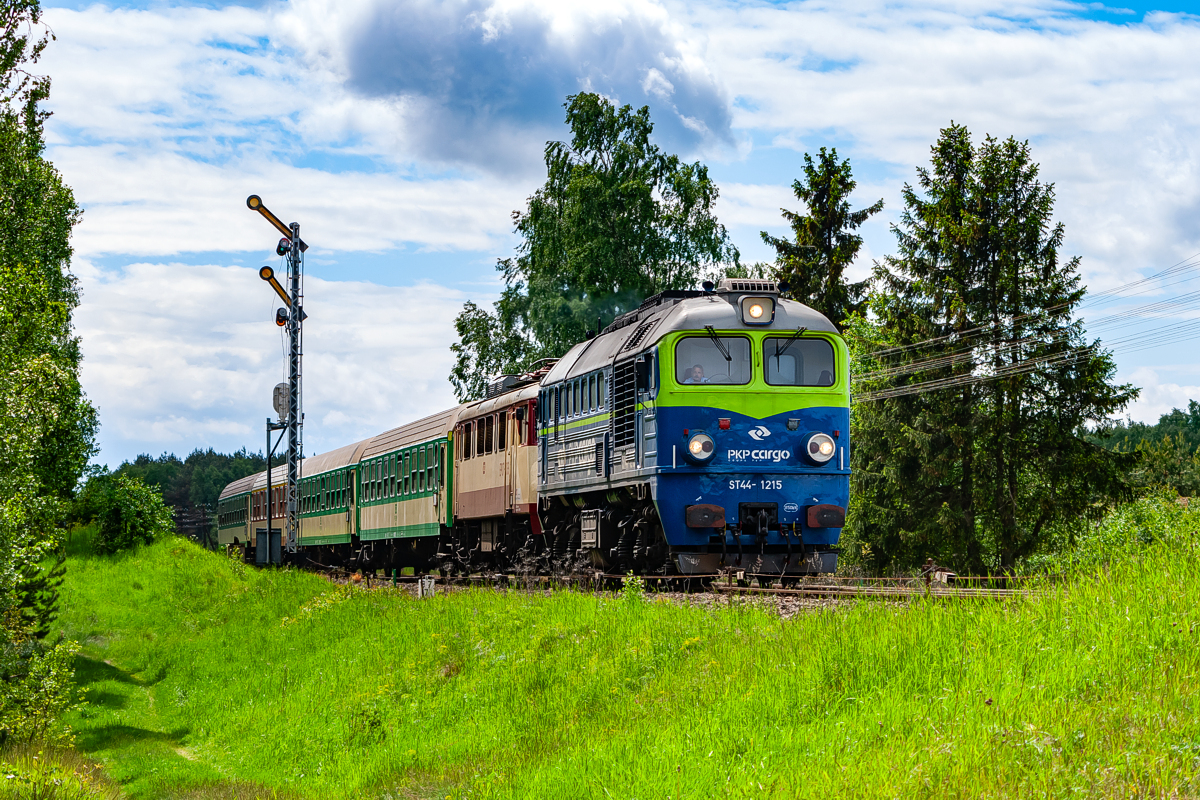 ST44-1215+EP07-1069: Łubowo