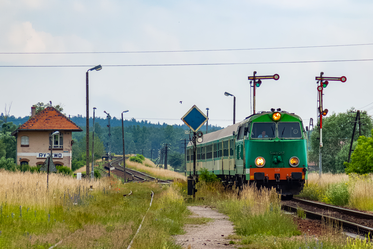 SU45-257: Ryjewo