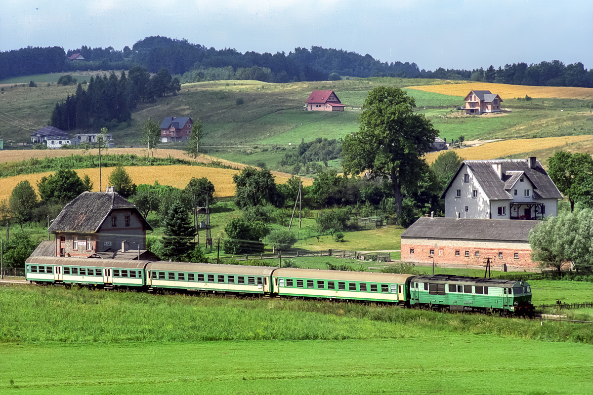 SU46-045: Sławki