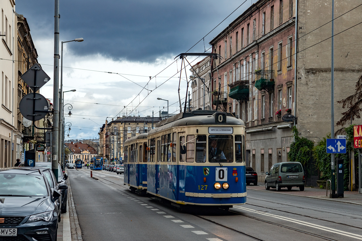T4 #127+B4 #527: Kraków, ul. Kalwaryjska