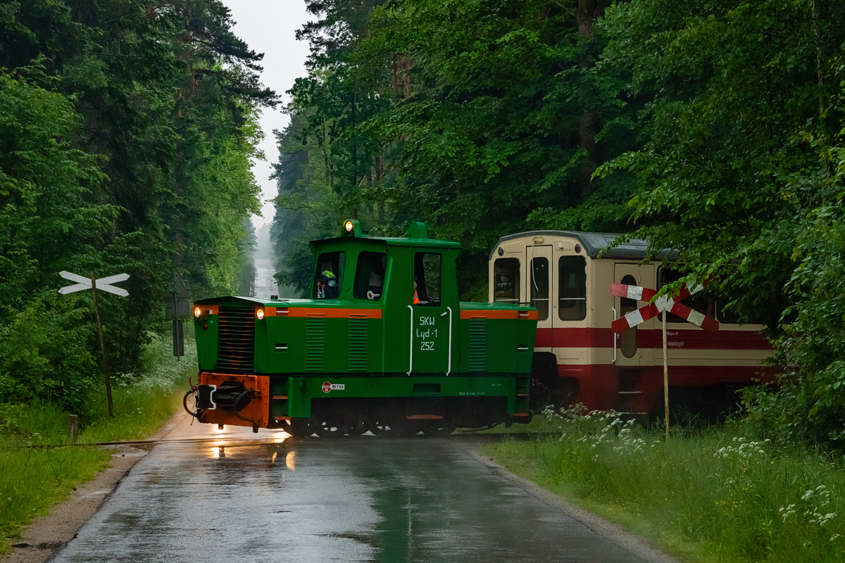 Lyd-1-252: Starachowice Wschodnie Wąskotorowe - Lipie