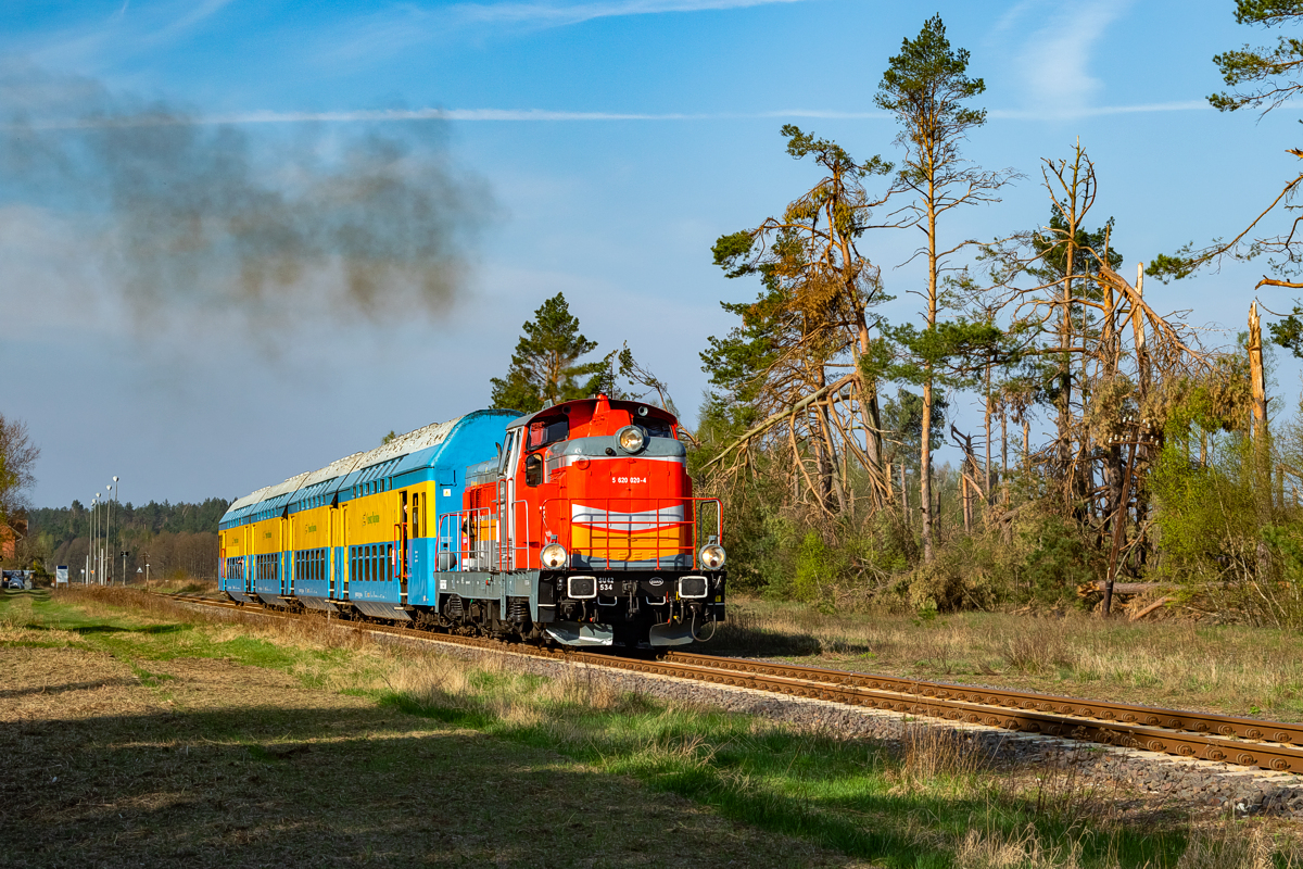 SU42-534: Męcikał