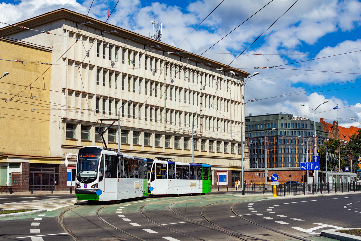 105N/S/HF10AC #503+504: Szczecin, Brama Portowa