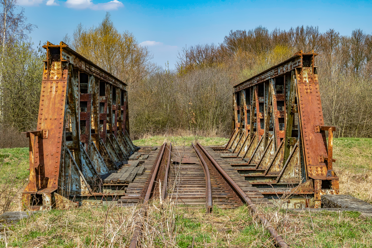 Mędrzechów - Dąbrówki Breńskie - most na Żabnicy