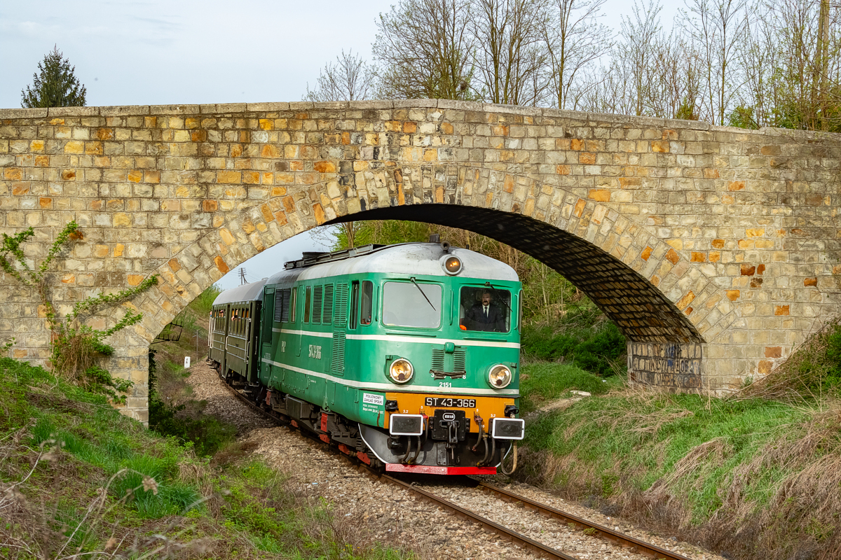 ST43-366: Munina - Surochów
