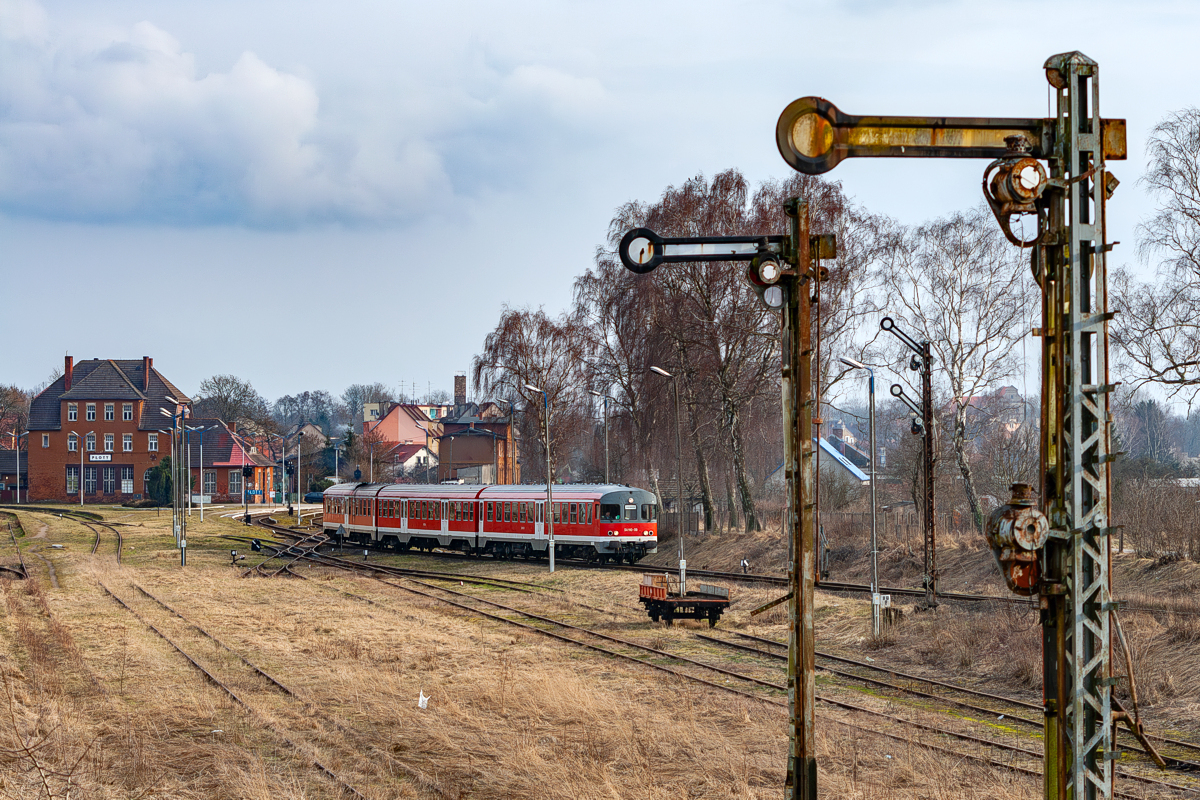 SA110-09+02+08: Płoty