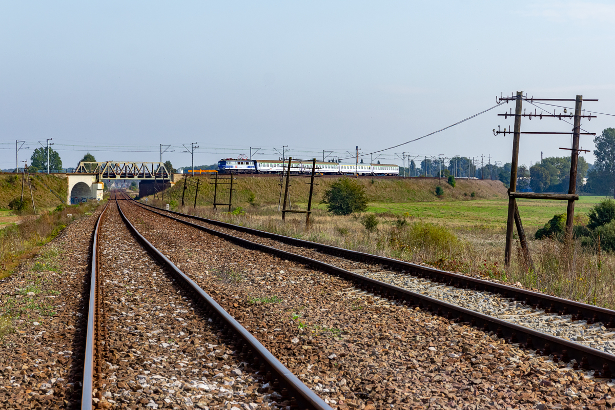 EP07-1045: Krzyż - Drawiny