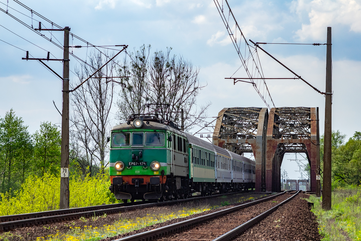 EP07-174: Krzyż - Drawski Młyn