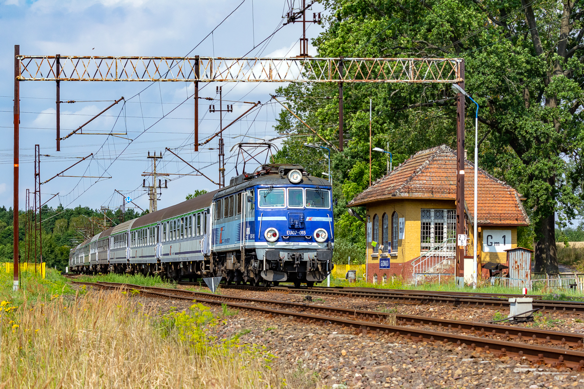 EU07-015: Grzmiąca