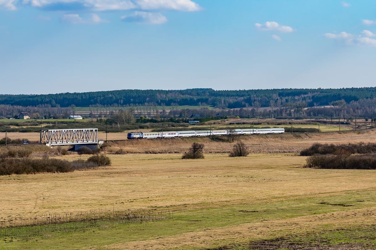 EU07-077: Milcz - Dziembówko