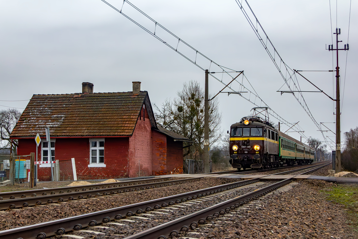 EU07-223: Krzyż - Drawiny