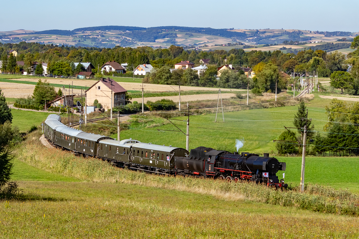 Ty42-107: Szalowa - Moszczenica Małopolska