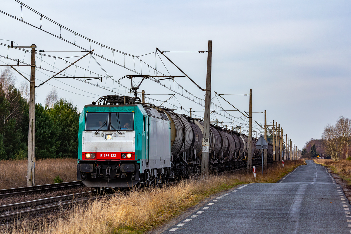 E186-133: Mierzęcin Strzelecki - Podlesiec