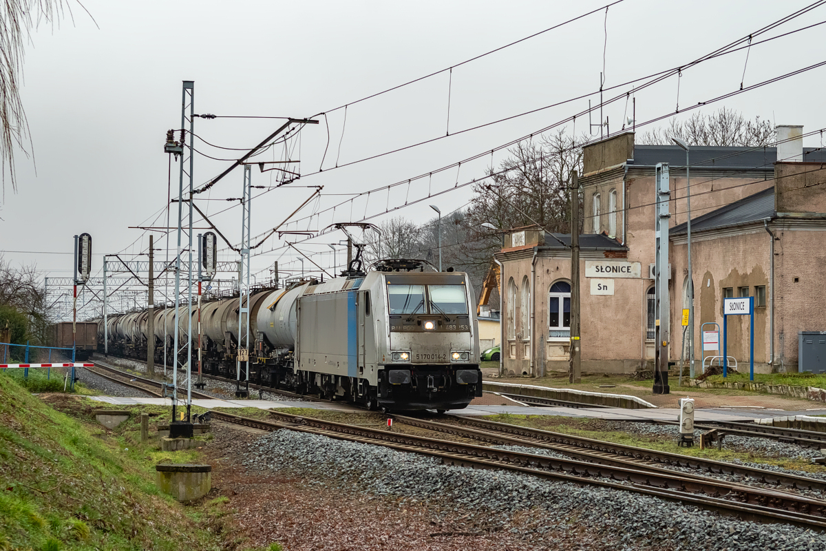 E483-253: Słonice