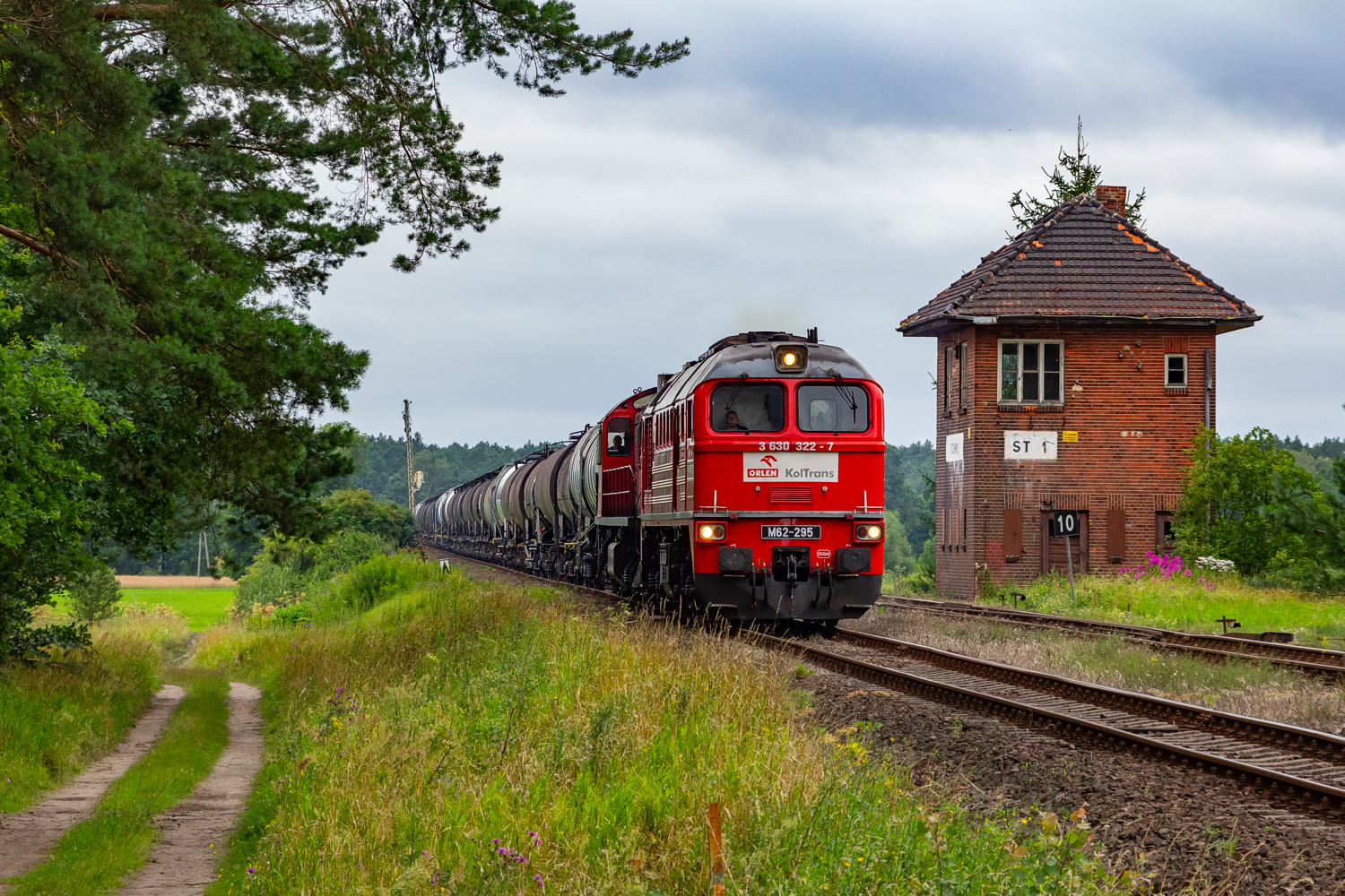 M62-295+TEM2-153: Stobno