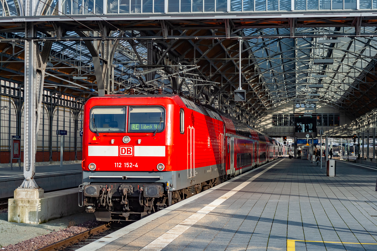 BR112 152: Lubeck Hbf