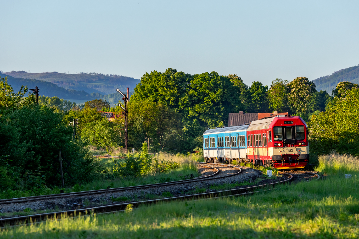 843 002: Głuchołazy