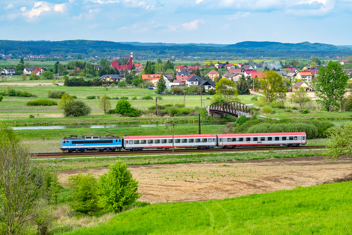 163 048: Brzeźnica - Półwieś