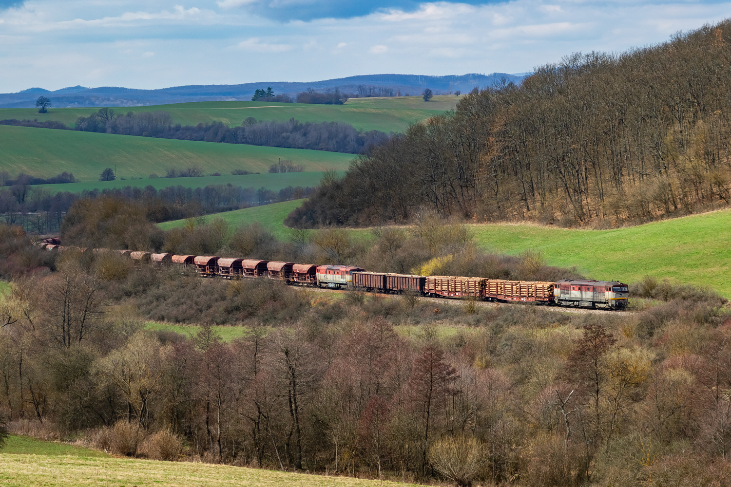 751 125: Hucín - Gemerská Hôrka