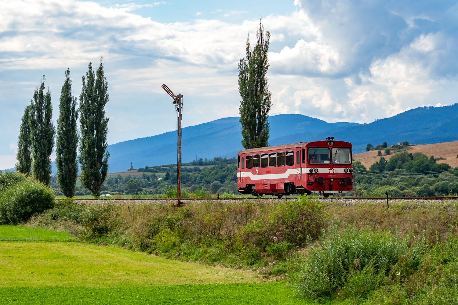 812 016: Heľpa