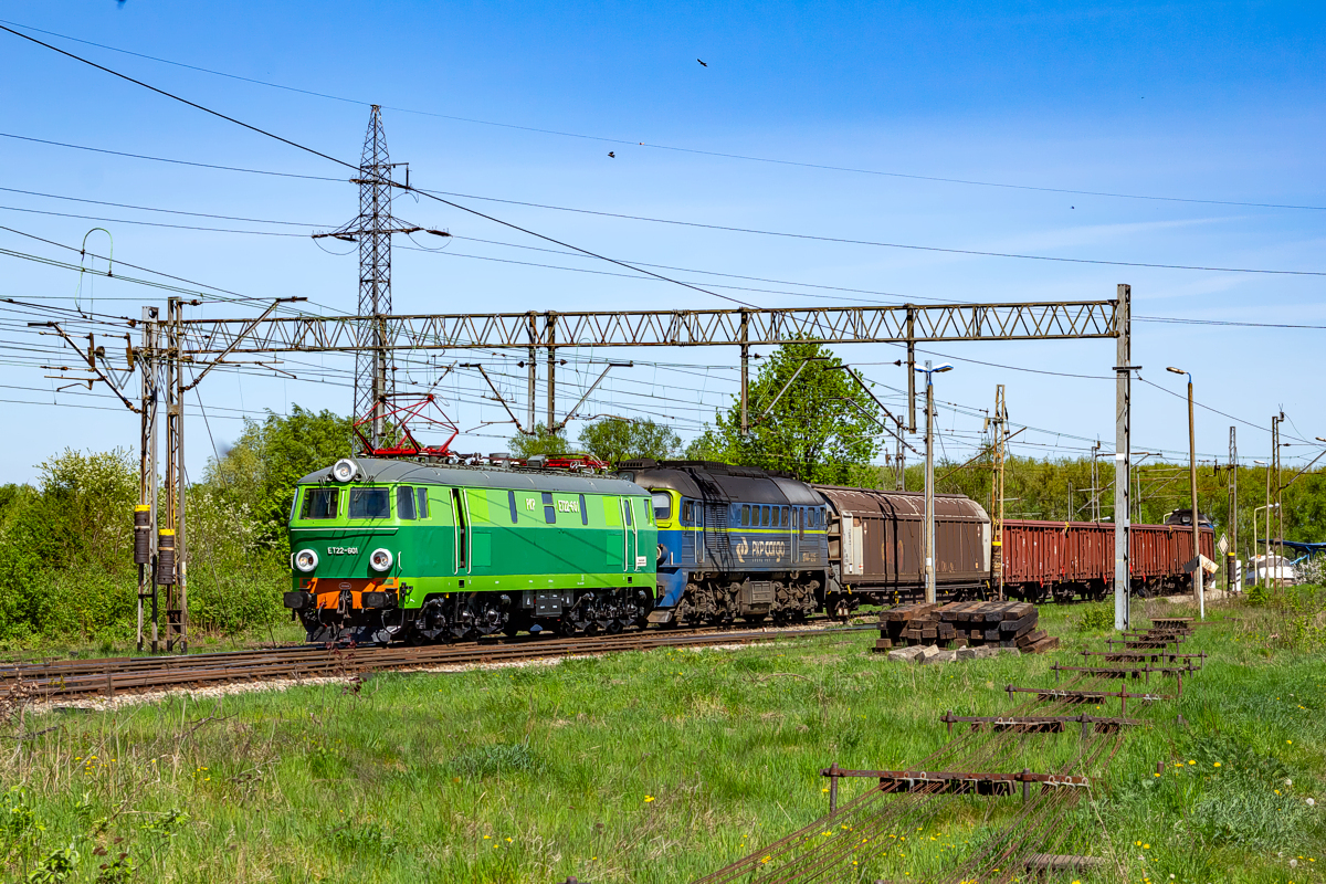 ET22-601+ST44-1215: Szczecin Podjuchy