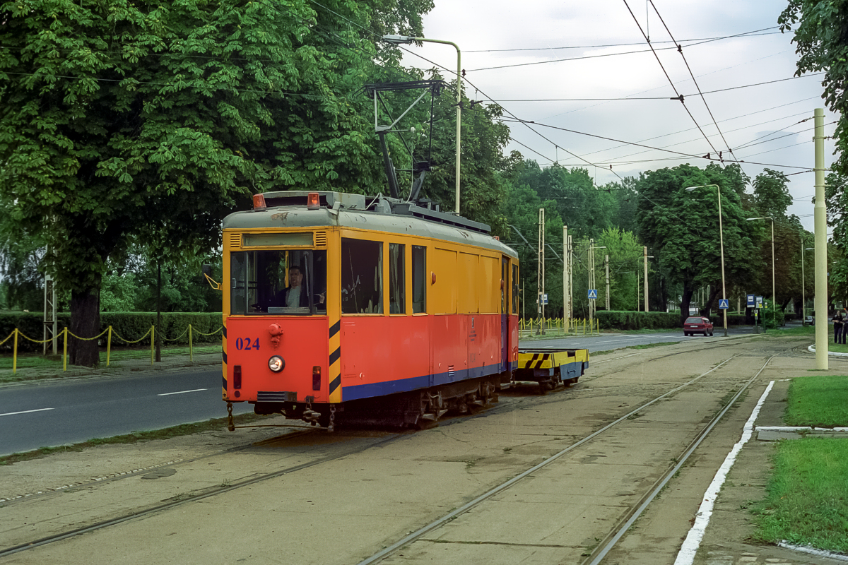 N #024 (szlifierka): Szczecin, al. Wojska Polskiego