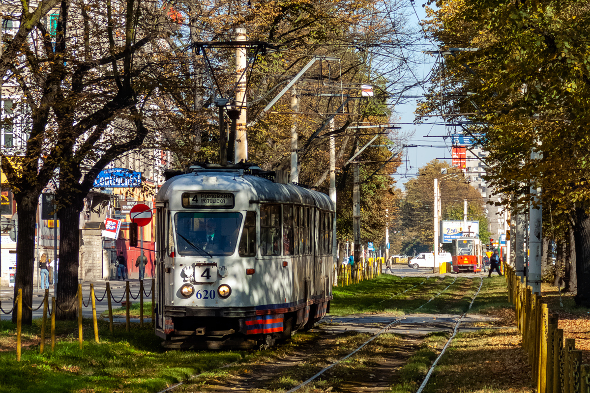 102Na #620: Szczecin, ul. 3 Maja 