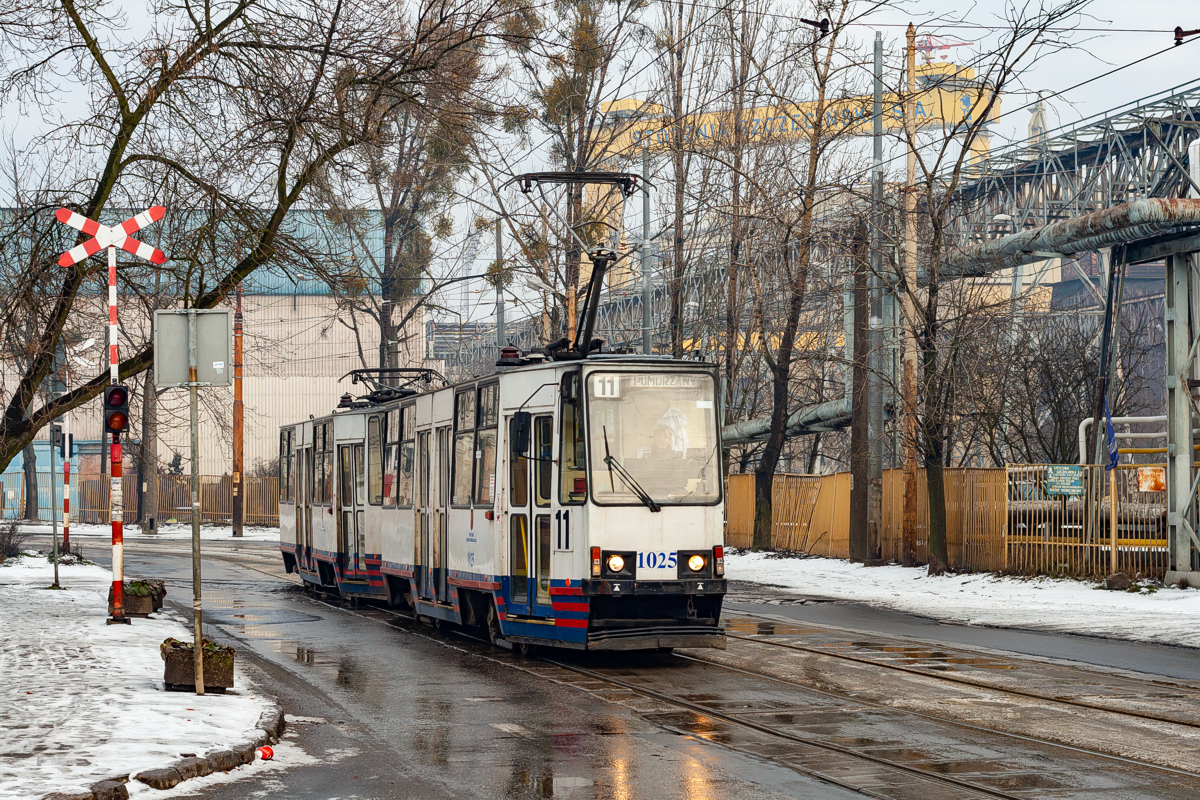 105Na #1025+1026: Szczecin, ul. Nocznickiego 