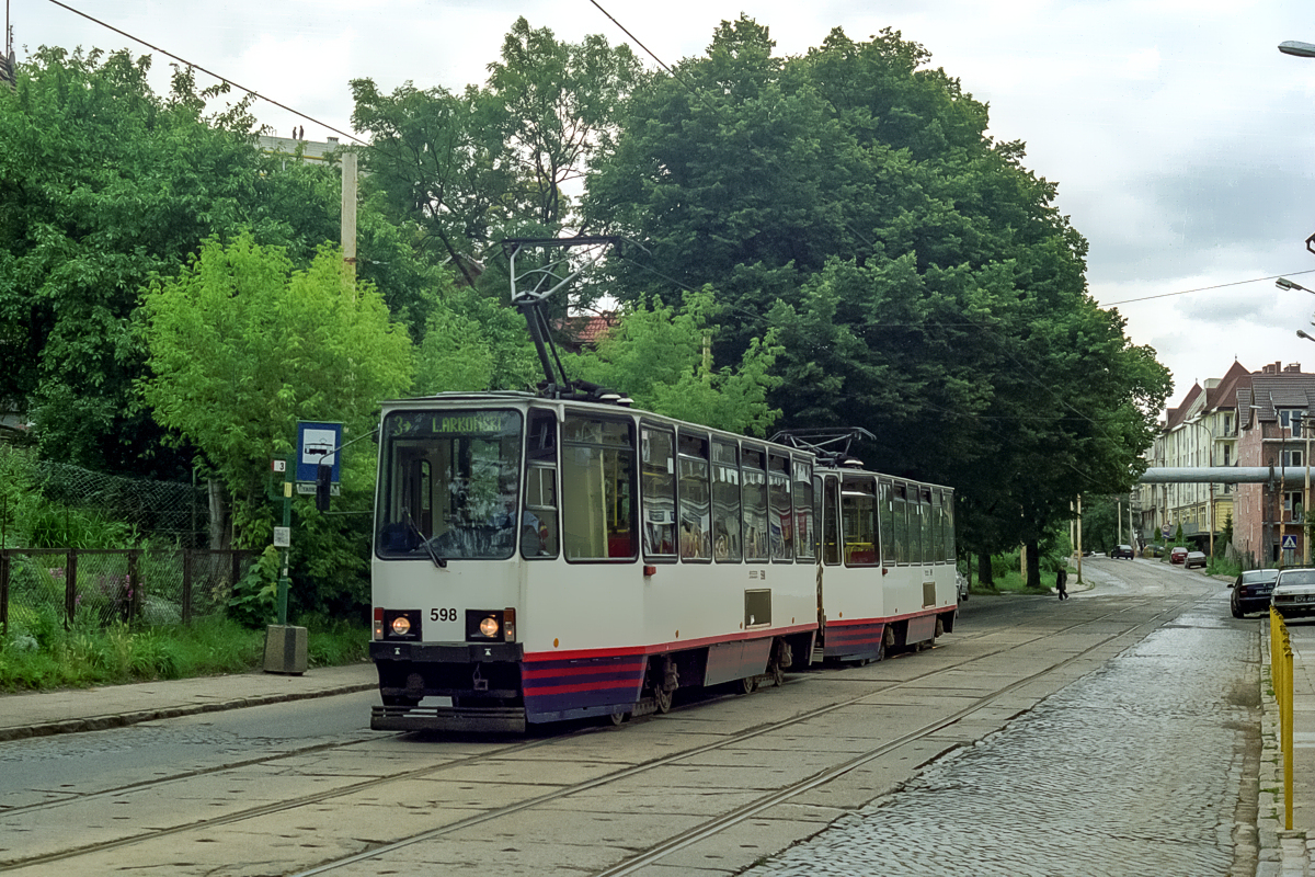 105Na #598+599: Szczecin, ul. Arkońska