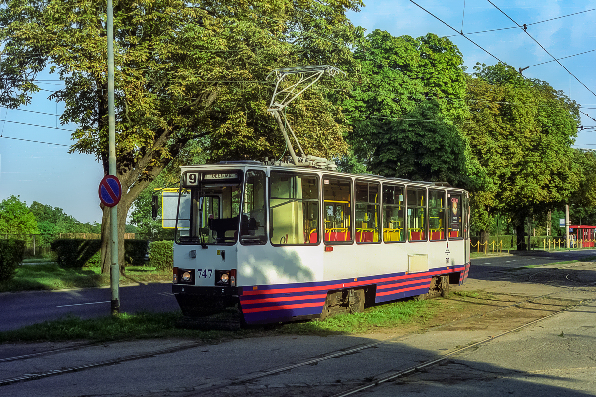 105Na #747: Szczecin, al. Wojska Polskiego