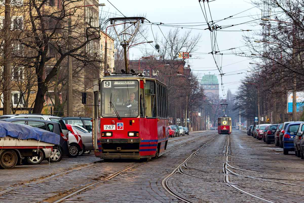 105Na #747: Szczecin, ul. Potulicka 