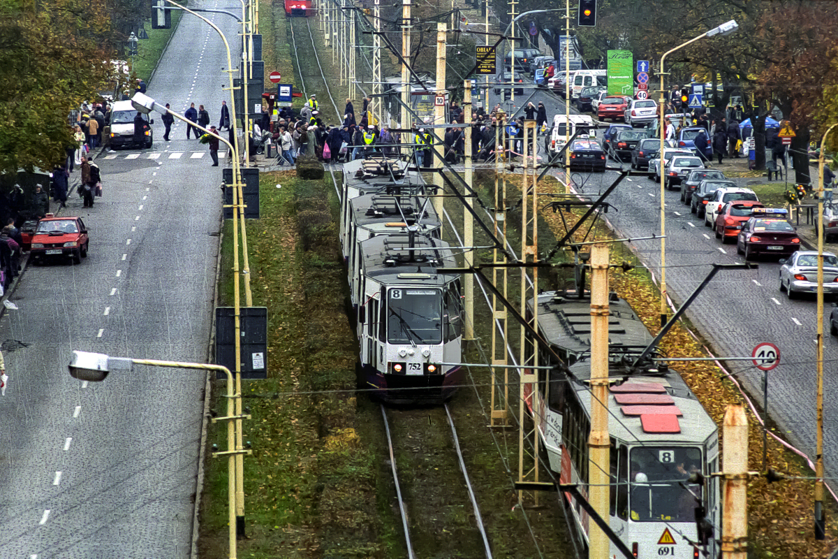 105Na #752+738+751: Szczecin, ul. Ku Słońcu