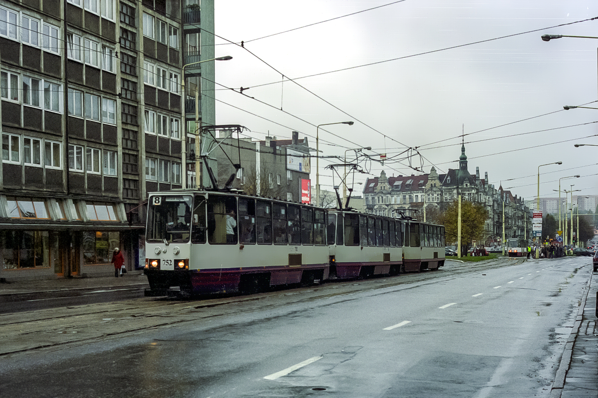 105Na #752+738+751: Szczecin, ul. Krzywoustego