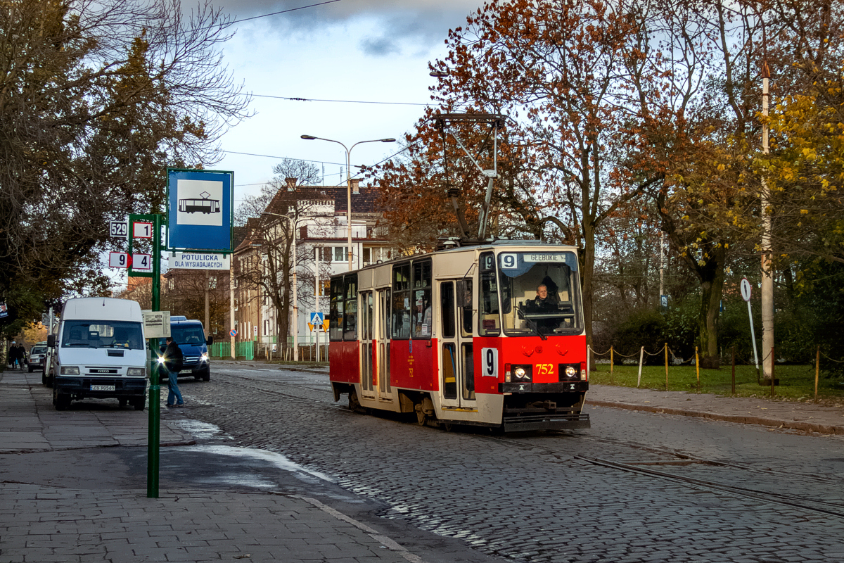 105Na #752: Szczecin, ul. Potulicka 