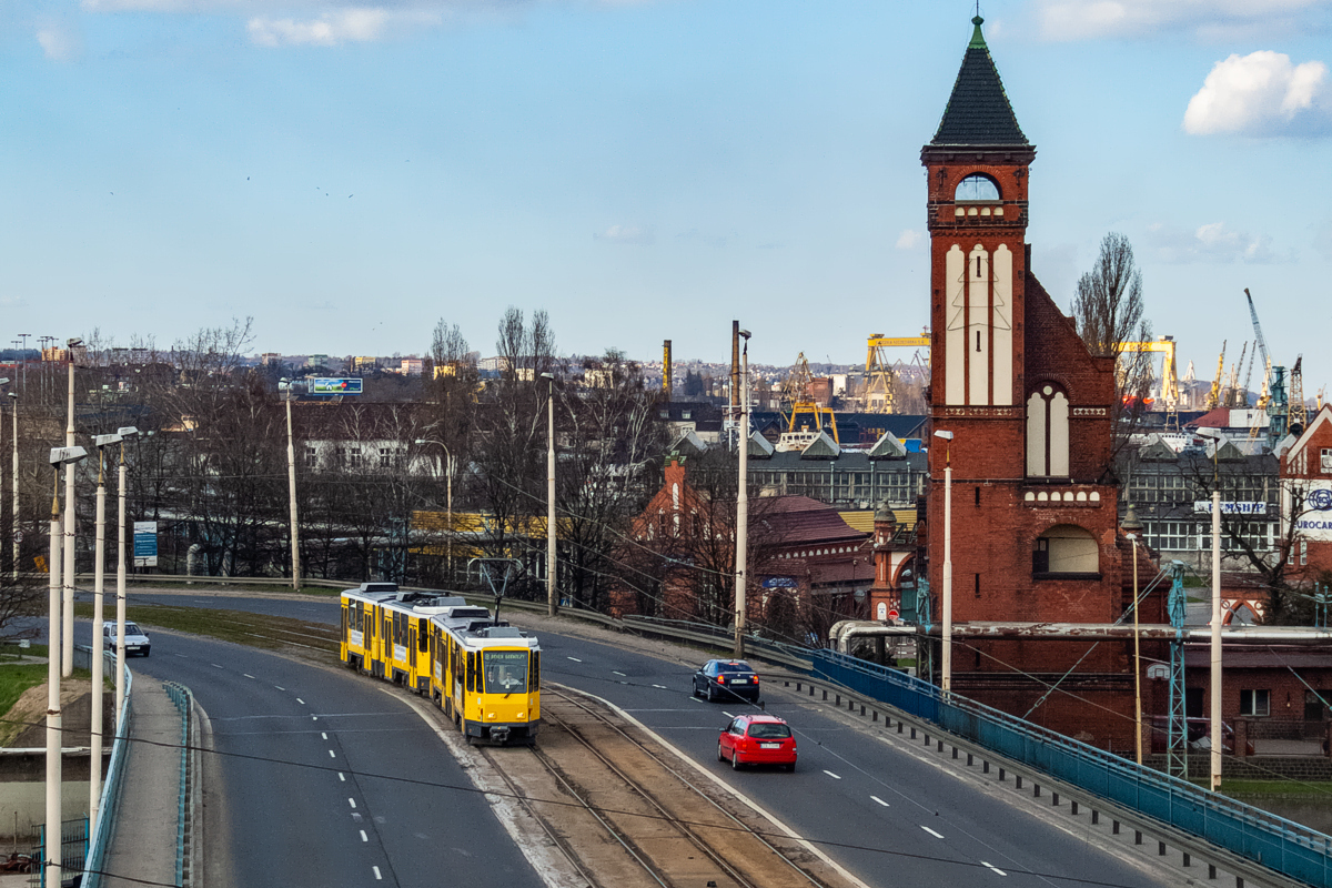 KT4Dt #7046+7023: Szczecin, ul. Gdańska 