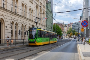 Moderus Beta MF02AC #429: Poznań, ul. Strzelecka Moderus Beta MF02AC #429: Poznań, ul. Strzelecka