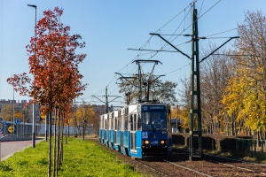 105Na #RZ226+RZ228+RZ229: Kraków, ul. Ćwiklińskiej