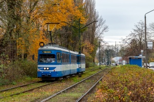 E1 #HW117+c3 #HB517: Kraków, ul. Kocmyrzowska