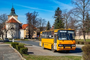 Ikarus 260.32 #DW 38E: Kounice